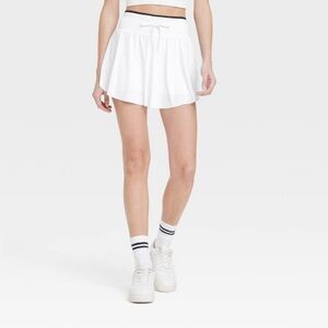 NWT All in Motion White Tennis Skort with Black Trim